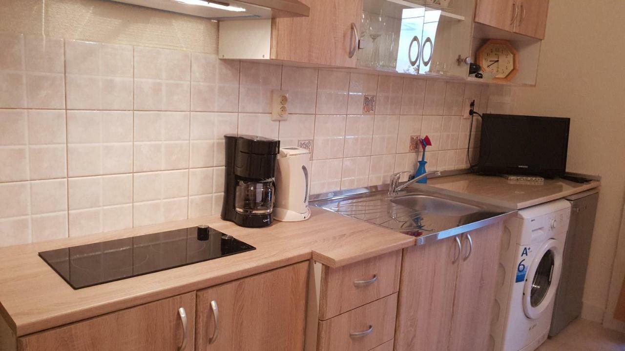 Apartman Ivana Grizane-Belgrad ภายนอก รูปภาพ